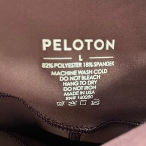 NWOT Peloton workout leggings